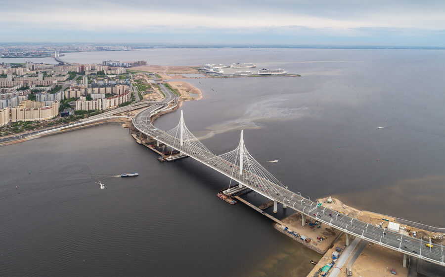 Вантовый мост через Петровский фарватер